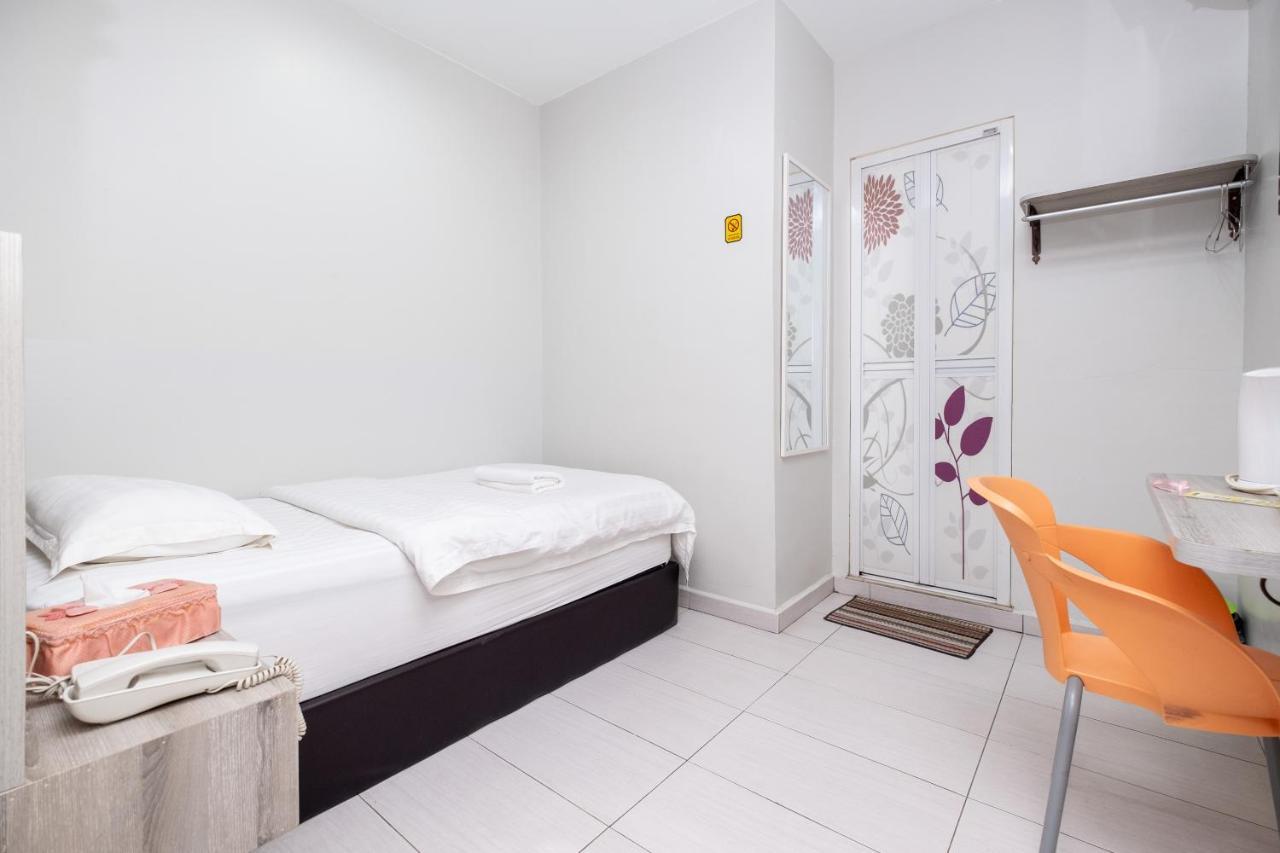 Bg Business Hotel Μπουκίτ Μερταχάμ Εξωτερικό φωτογραφία