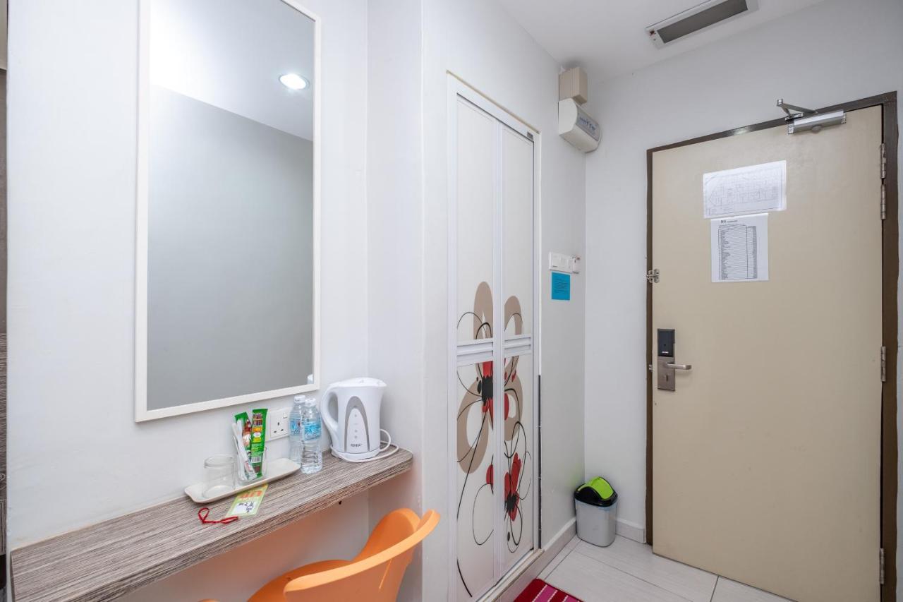 Bg Business Hotel Μπουκίτ Μερταχάμ Εξωτερικό φωτογραφία