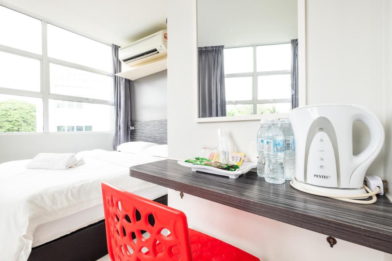 Bg Business Hotel Μπουκίτ Μερταχάμ Εξωτερικό φωτογραφία