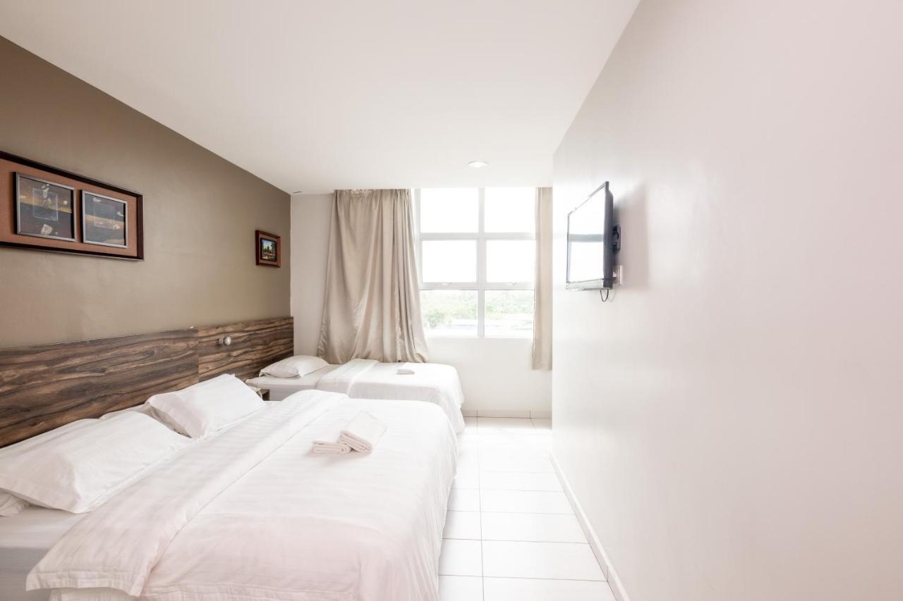 Bg Business Hotel Μπουκίτ Μερταχάμ Εξωτερικό φωτογραφία