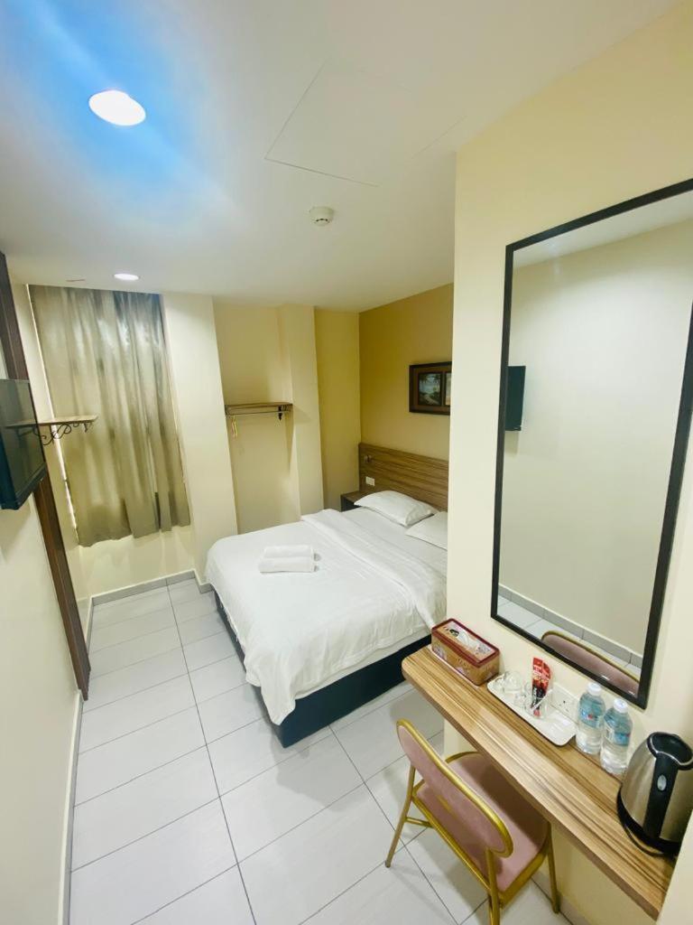 Bg Business Hotel Μπουκίτ Μερταχάμ Εξωτερικό φωτογραφία