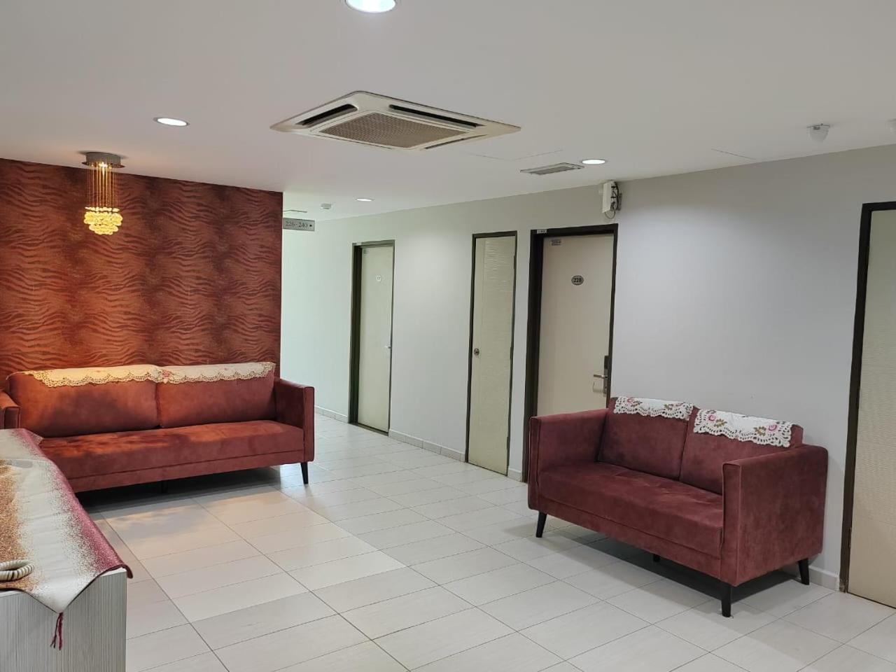 Bg Business Hotel Μπουκίτ Μερταχάμ Εξωτερικό φωτογραφία